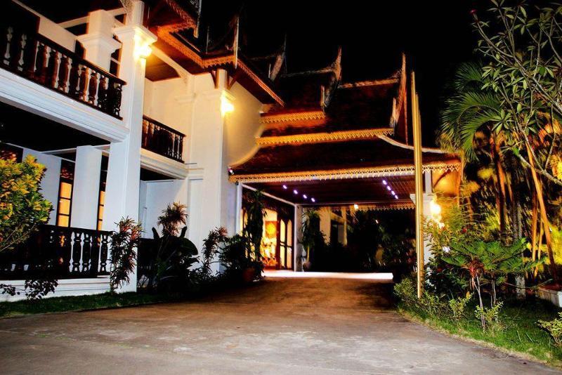 Capital Hotel Luang Prabang Exterior photo